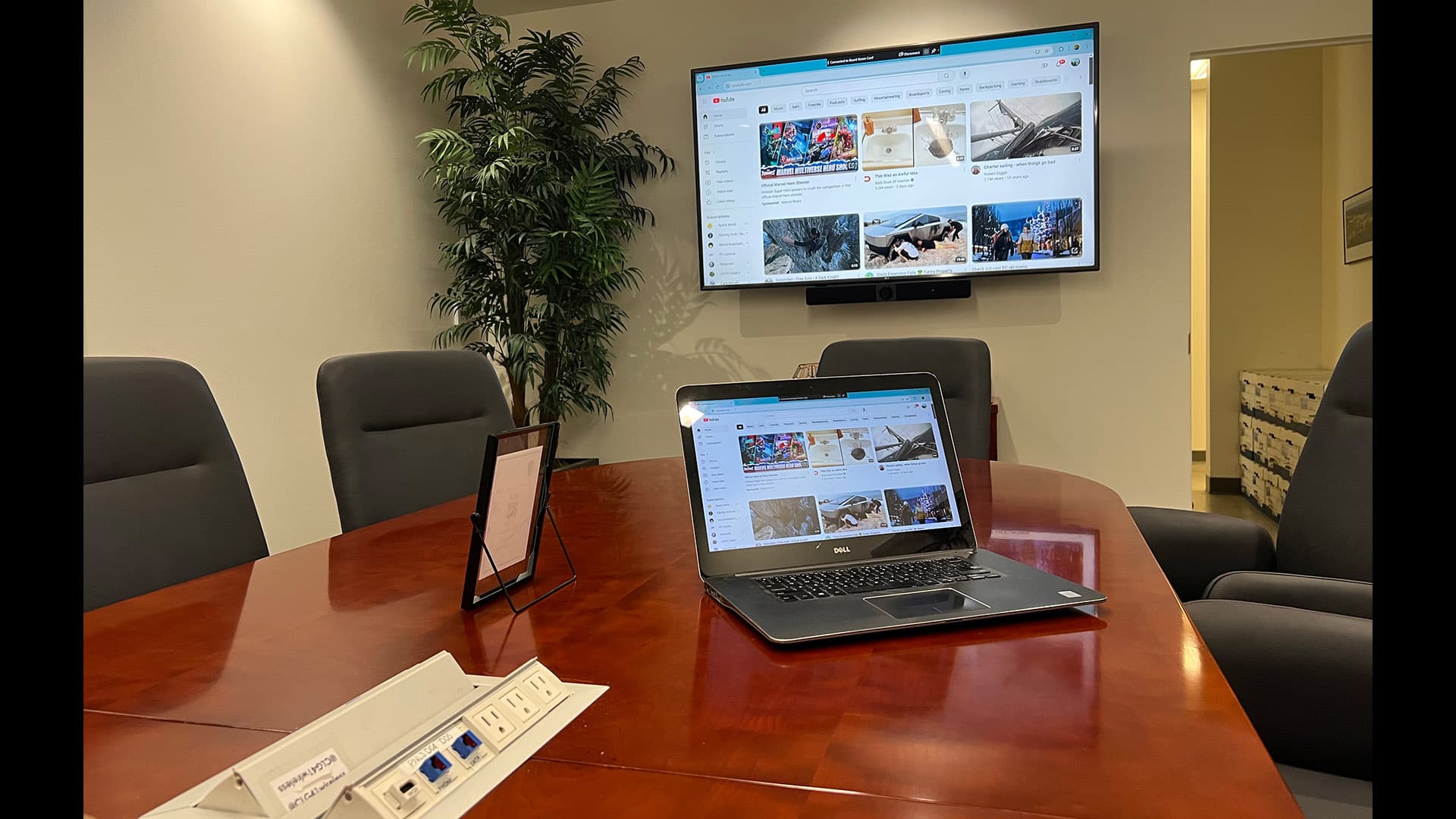 Corporate Conference Room image 2