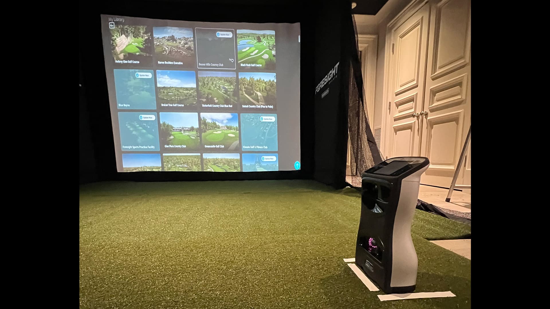 Golf Simulator in Newport Beach - Luxury smart home featuring Entertainment, Video, Automation integration by DigitalScene